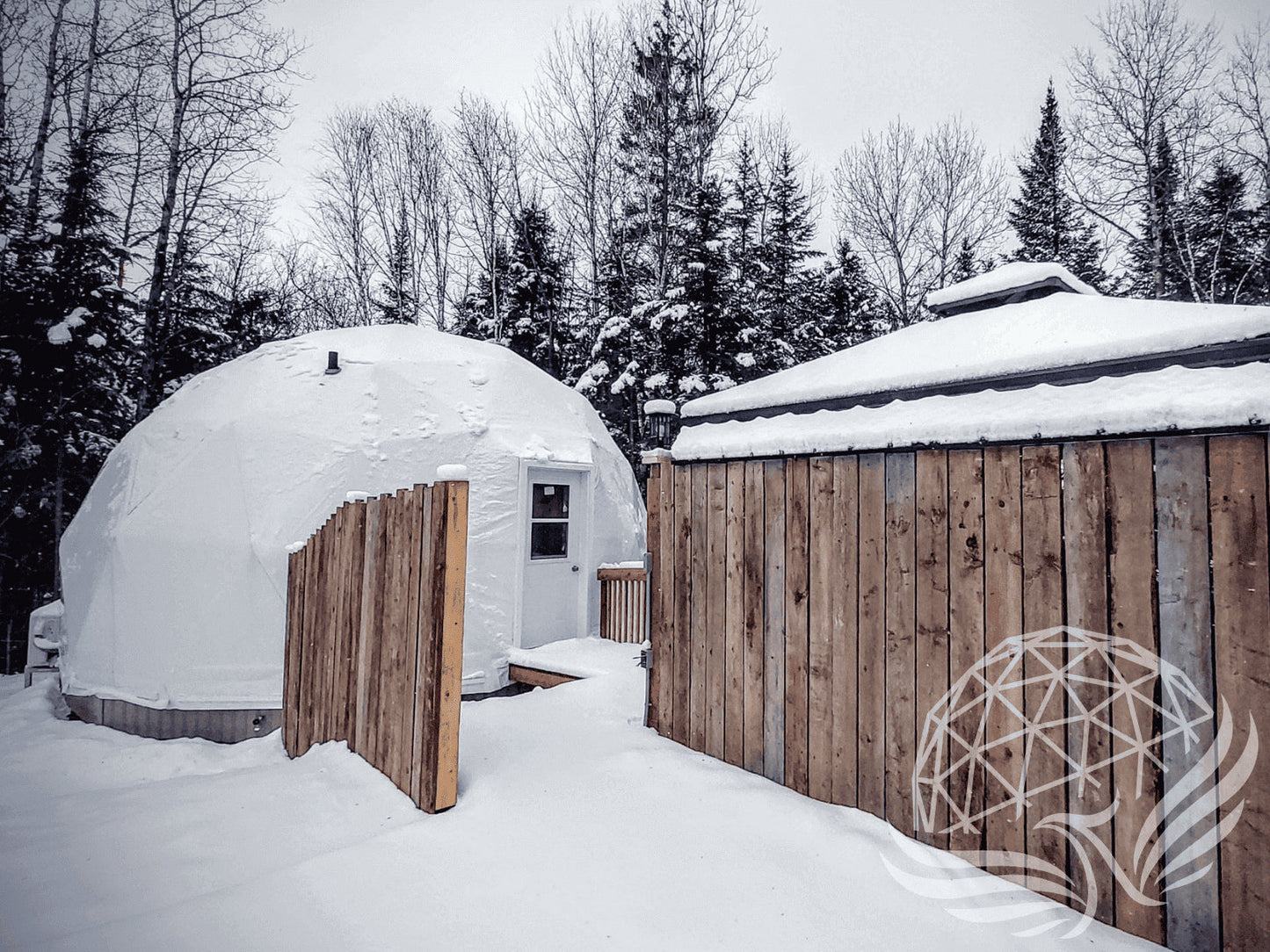 8M Deluxe Glamping Package - MF Phoenyx Domes