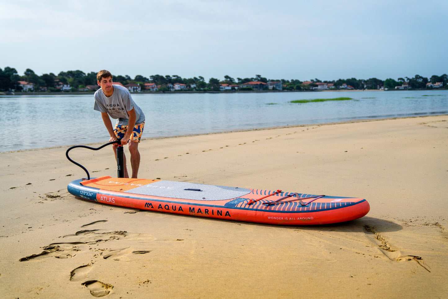 Aqua Marina Atlas (Sky Glider) – Advanced All-Around iSUP, 3.66m/15cm, with Carbon/Fiberglass Hybrid PASTEL Paddle and Coil Leash Aqua Marina
