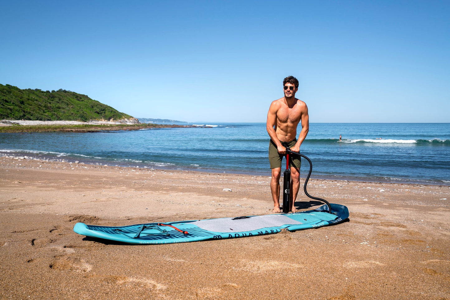 Beast (Aqua Splash) - Advanced All-around iSUP, 3.2m/15cm, with carbon/fiberglass hybrid PASTEL paddle and coil leash Aqua Marina