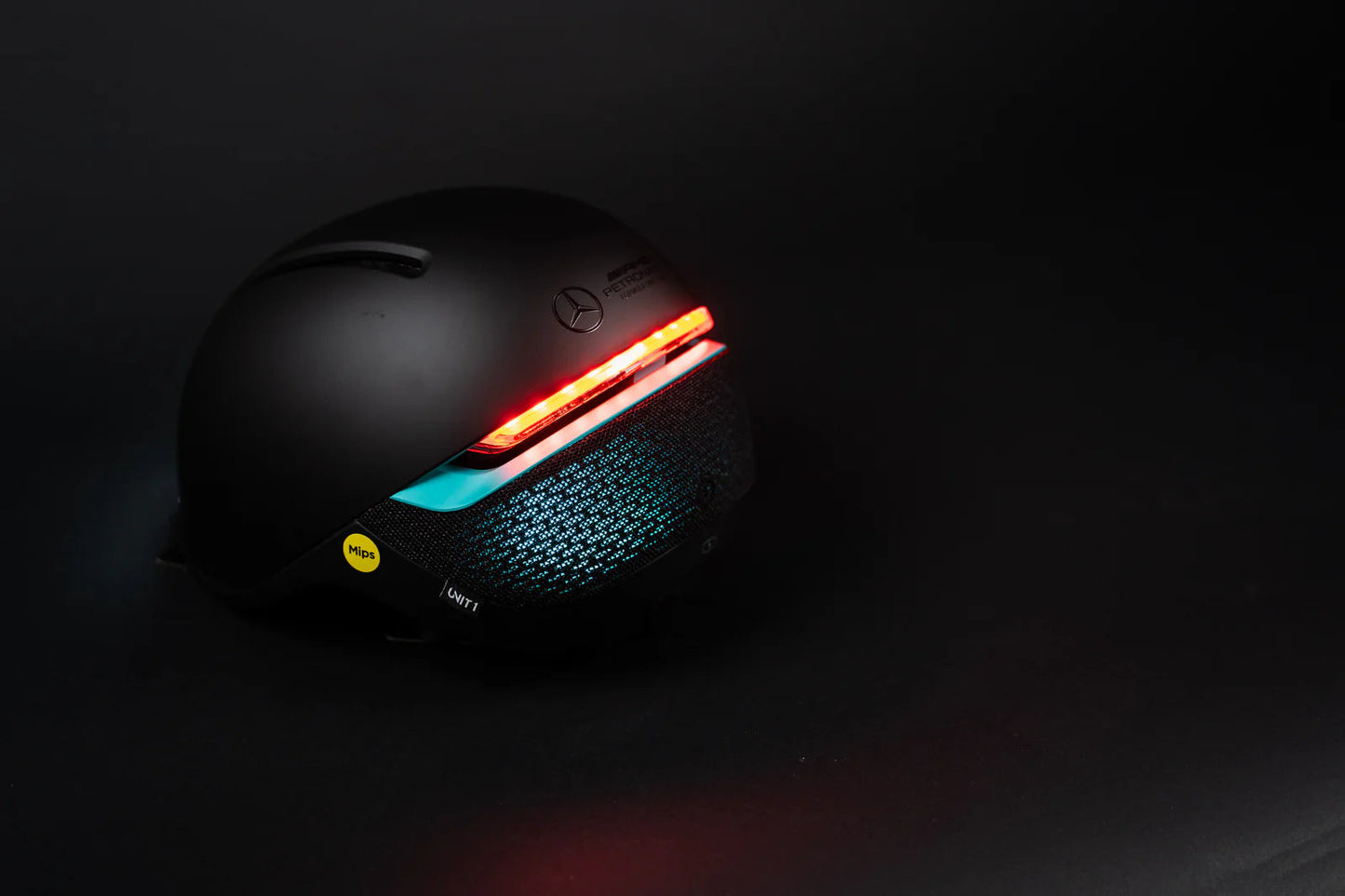 n+ | Mercedes AMG F1® Bikes Mercedes-AMG F1 Team Smart eBike Helmet n+ | Mercedes AMG F1® Bikes