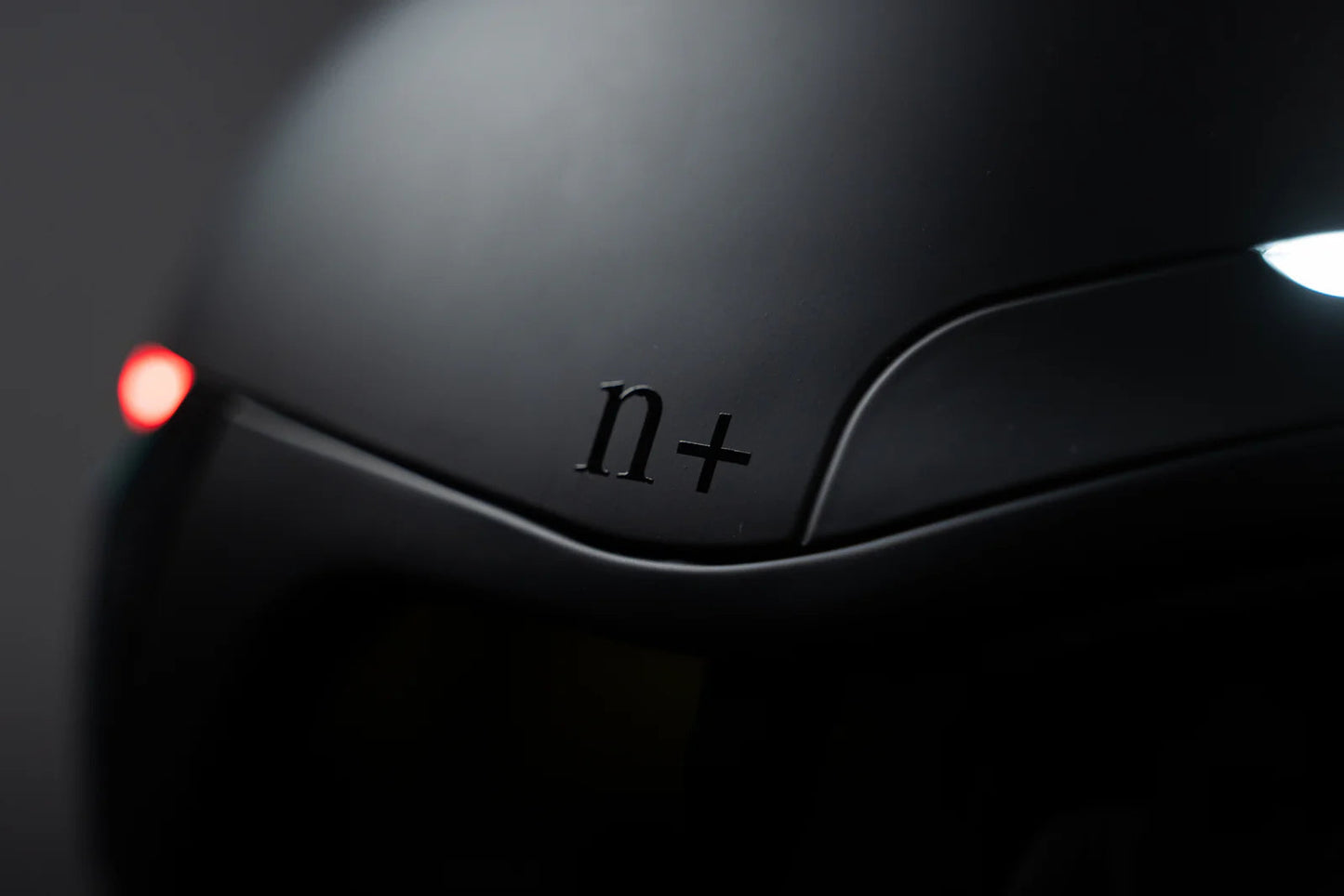 n+ | Mercedes AMG F1® Bikes Mercedes-AMG F1 Team Smart eBike Helmet n+ | Mercedes AMG F1® Bikes