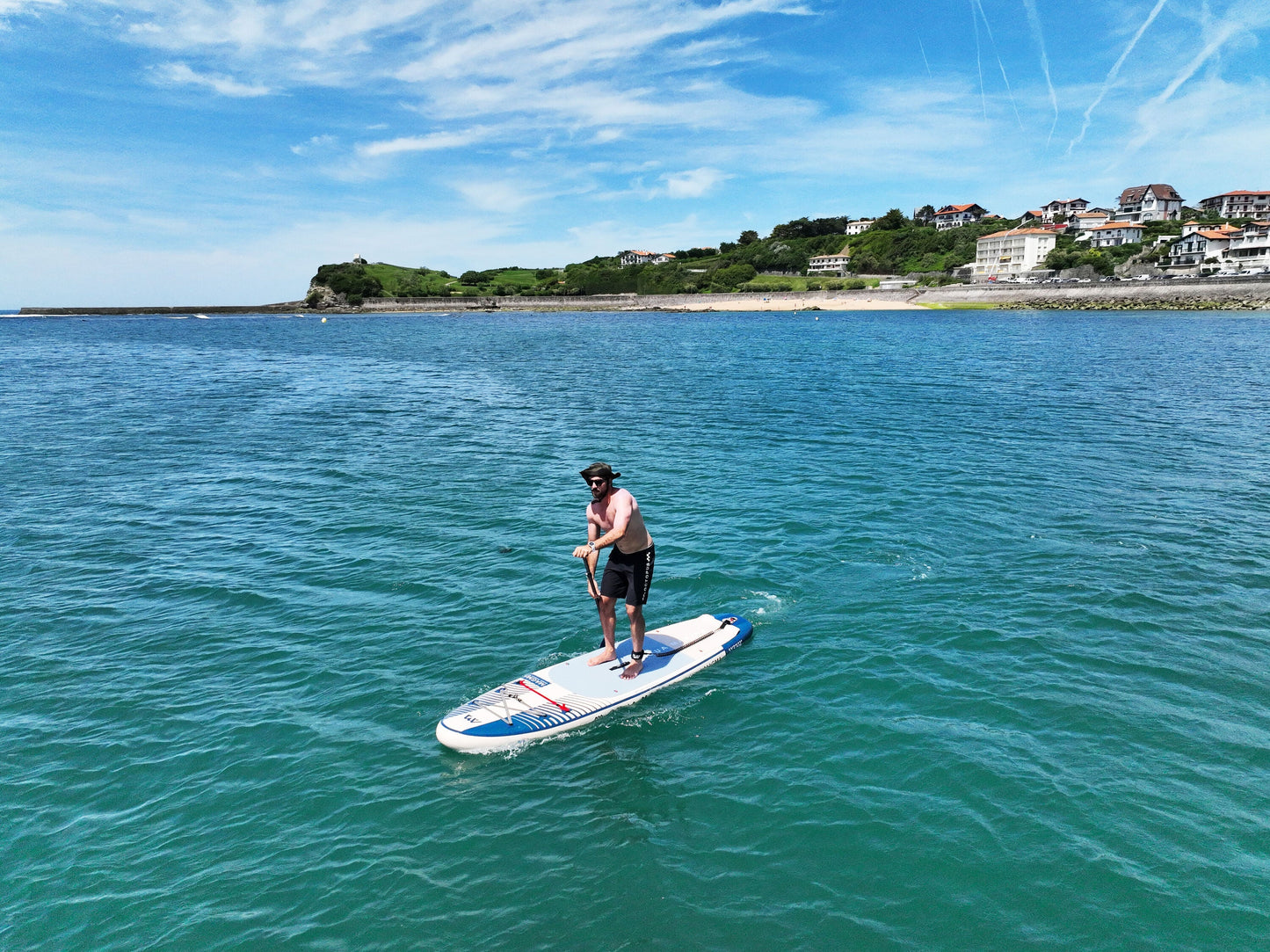 Aqua Marina Magma (Earth Wave) – Advanced All-Around iSUP, 3.4m/15cm, with Carbon/Fiberglass Hybrid PASTEL Paddle and Coil Leash Aqua Marina
