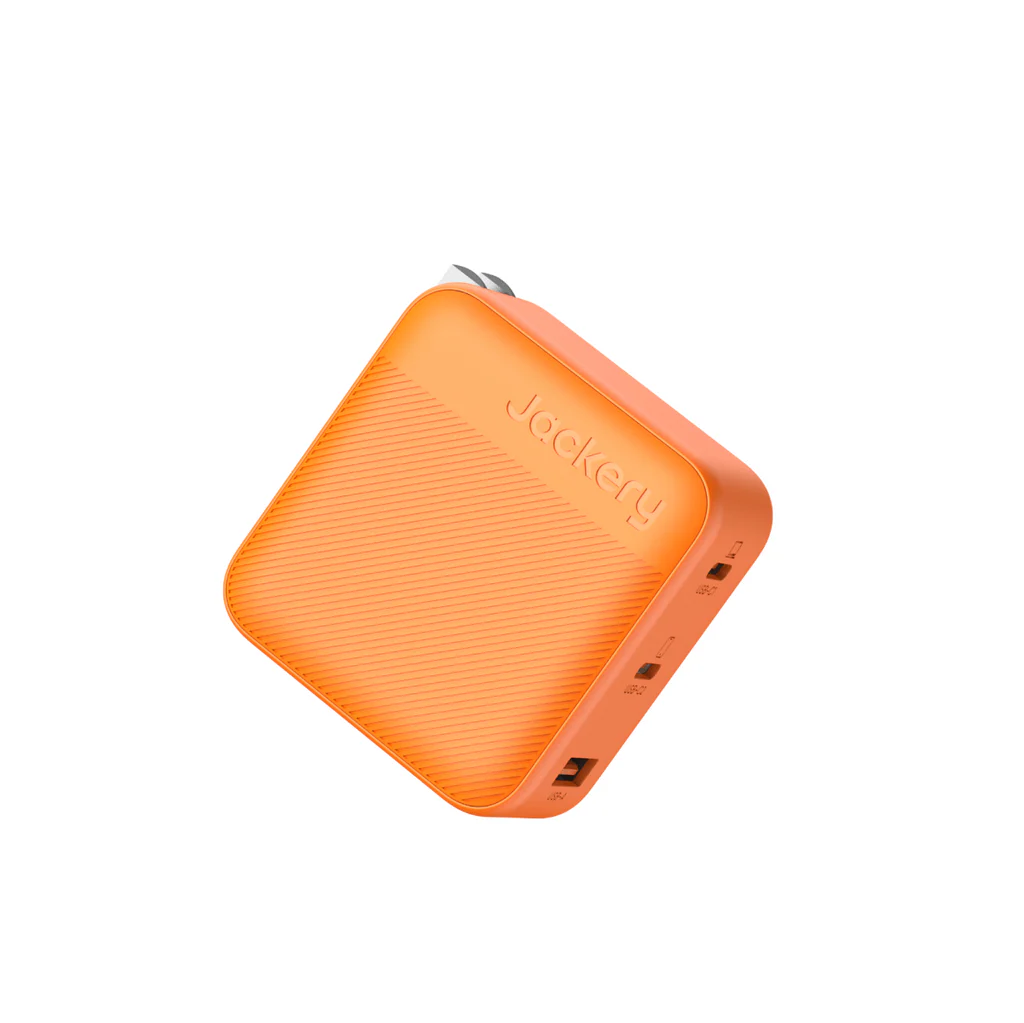 Jackery 102W GaN 3-Port Fast Charger Jackery
