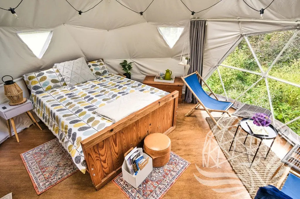 32mm (1  1/4")  frame, 3V frequency, multi-piece reflective insulation layer, washable interior oxford liner,Clear PVC panorama window with side zippers for ventilation, 2 opening triangle Glass windows, Heavy curtain on track, mini door awning Phoenyx Domes
