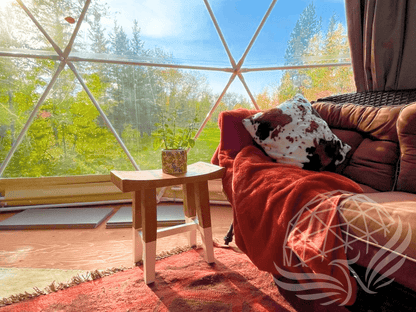 32mm (1  1/4")  frame, 3V frequency, multi-piece reflective insulation layer, washable interior oxford liner,Clear PVC panorama window with side zippers for ventilation, 2 opening triangle Glass windows, Heavy curtain on track, mini door awning Phoenyx Domes