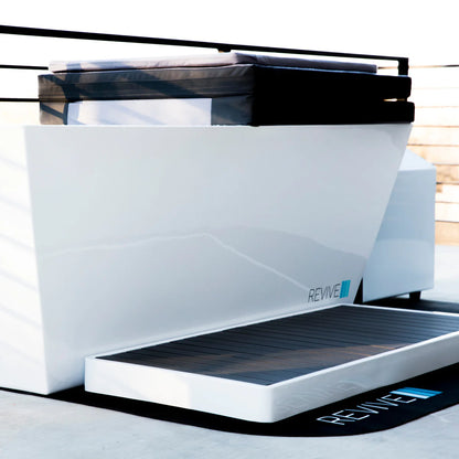 6 Person Traditional Sauna & Acrylic Plunge Revive