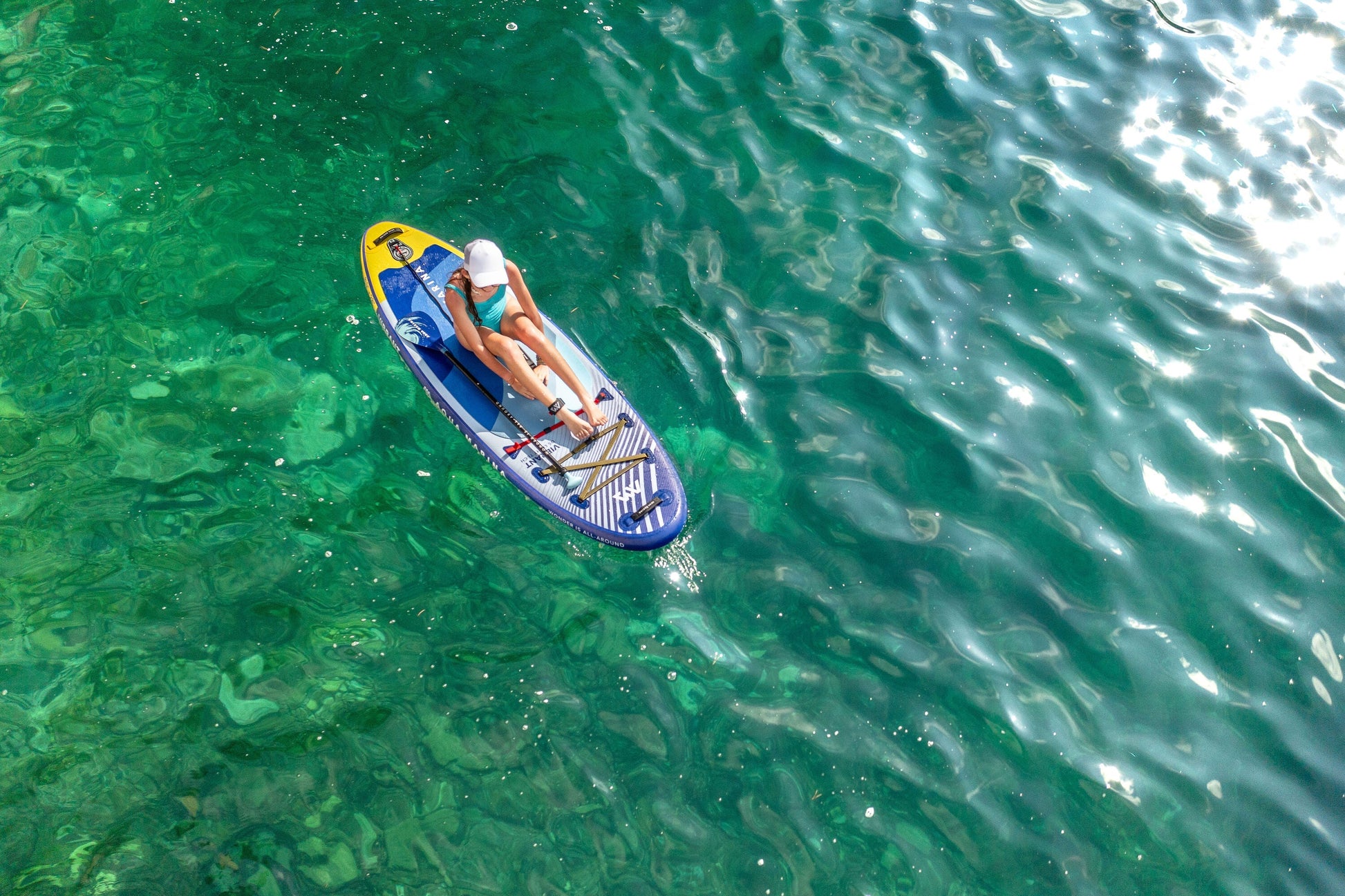 Aqua Marina Vibrant 8'0" – Youth All-Around iSUP, 2.44m/10cm, with Paddle and Safety Leash Aqua Marina