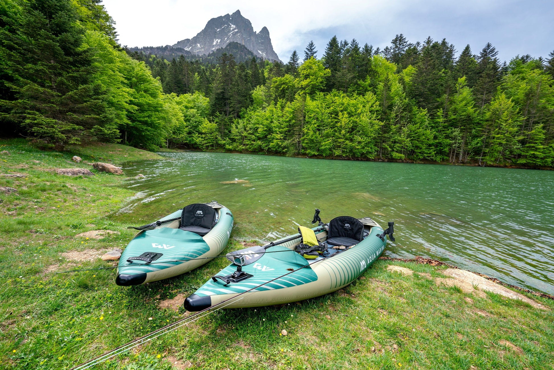 Aqua Marina Caliber 13'1" Angling Kayak – Modular Solo/Tandem Fishing Kayak with DWF Deck Aqua Marina
