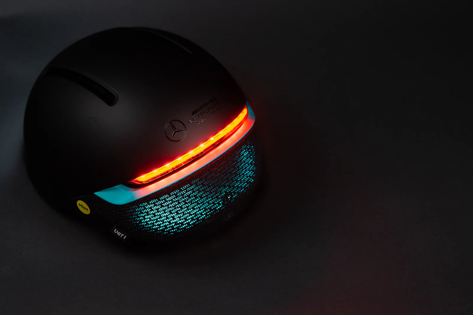 n+ | Mercedes AMG F1® Bikes Mercedes-AMG F1 Team Smart eBike Helmet n+ | Mercedes AMG F1® Bikes