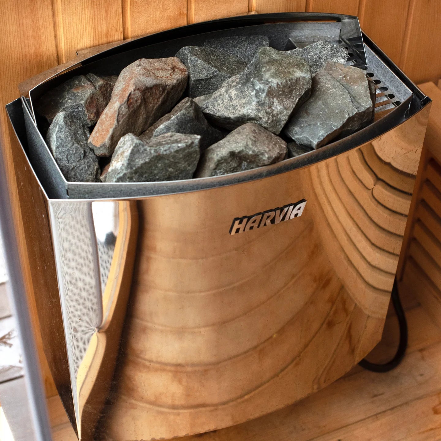 6 Person Traditional Sauna & Acrylic Plunge Revive
