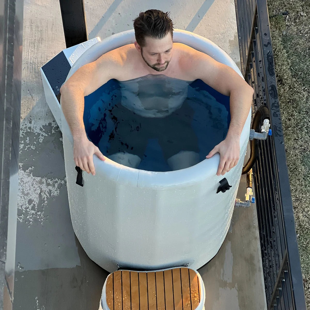 Inflatable Barrel Plunge – Compact Hot &amp; Cold Therapy Revive