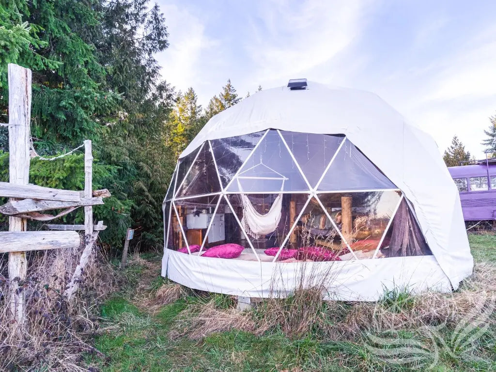 32mm (1  1/4")  frame, 3V frequency, multi-piece reflective insulation layer, washable interior oxford liner,Clear PVC panorama window with side zippers for ventilation, 2 opening triangle Glass windows, Heavy curtain on track, mini door awning Phoenyx Domes