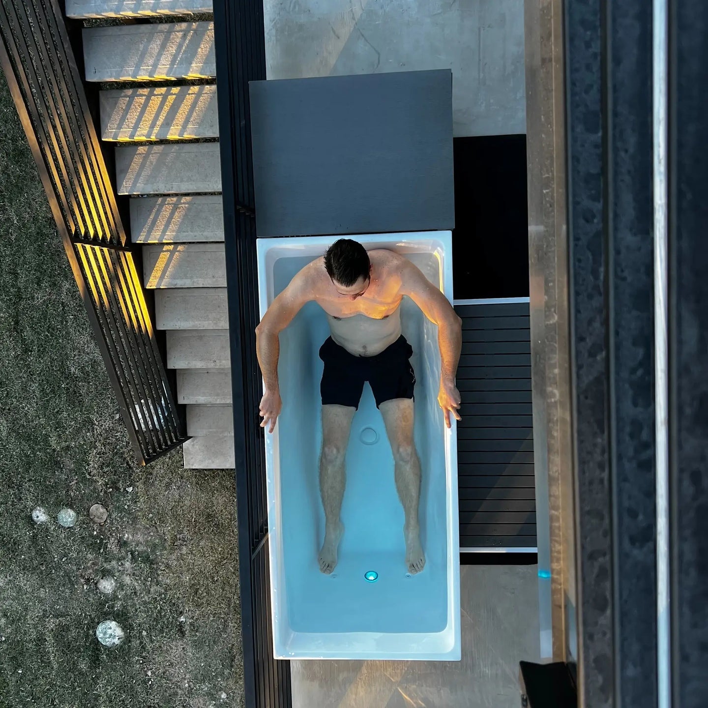 Revive Acrylic Plunge | Cold & Hot Therapy Tub with Advanced Temperature Control Revive